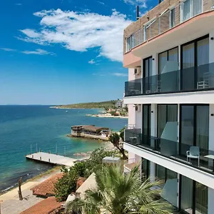 Piccolino 3*, Saranda Albanie